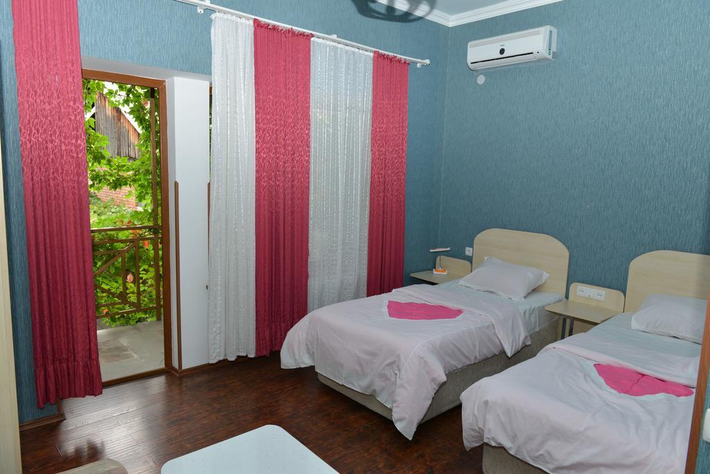 Hotel Tourist Achalciche Pokój zdjęcie